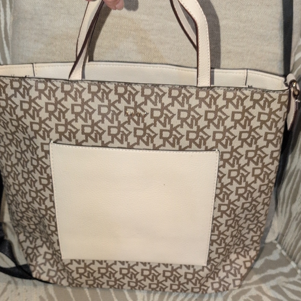 DKNY Beige and Cream Monogram Tote With Crossbody Or Shoulder Strap 2012